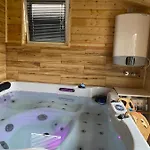Village de vacances Caloroczny -mazury Gizycko Sauna Jacuzii Kominek *