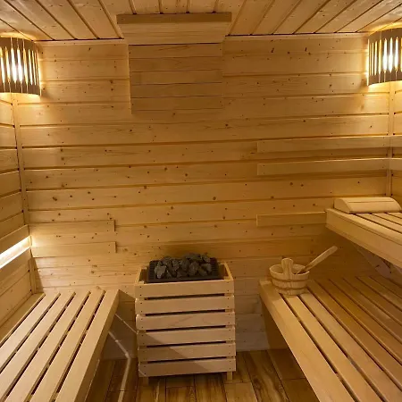 Caloroczny -mazury Gizycko Sauna Jacuzii Kominek *