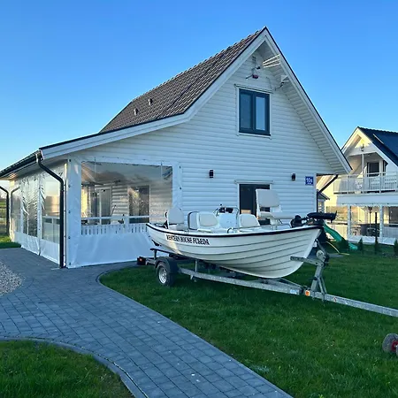 Prázdninový areál Caloroczny -mazury Gizycko Sauna Jacuzii Kominek *
