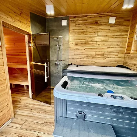 Caloroczny -mazury Gizycko Sauna Jacuzii Kominek